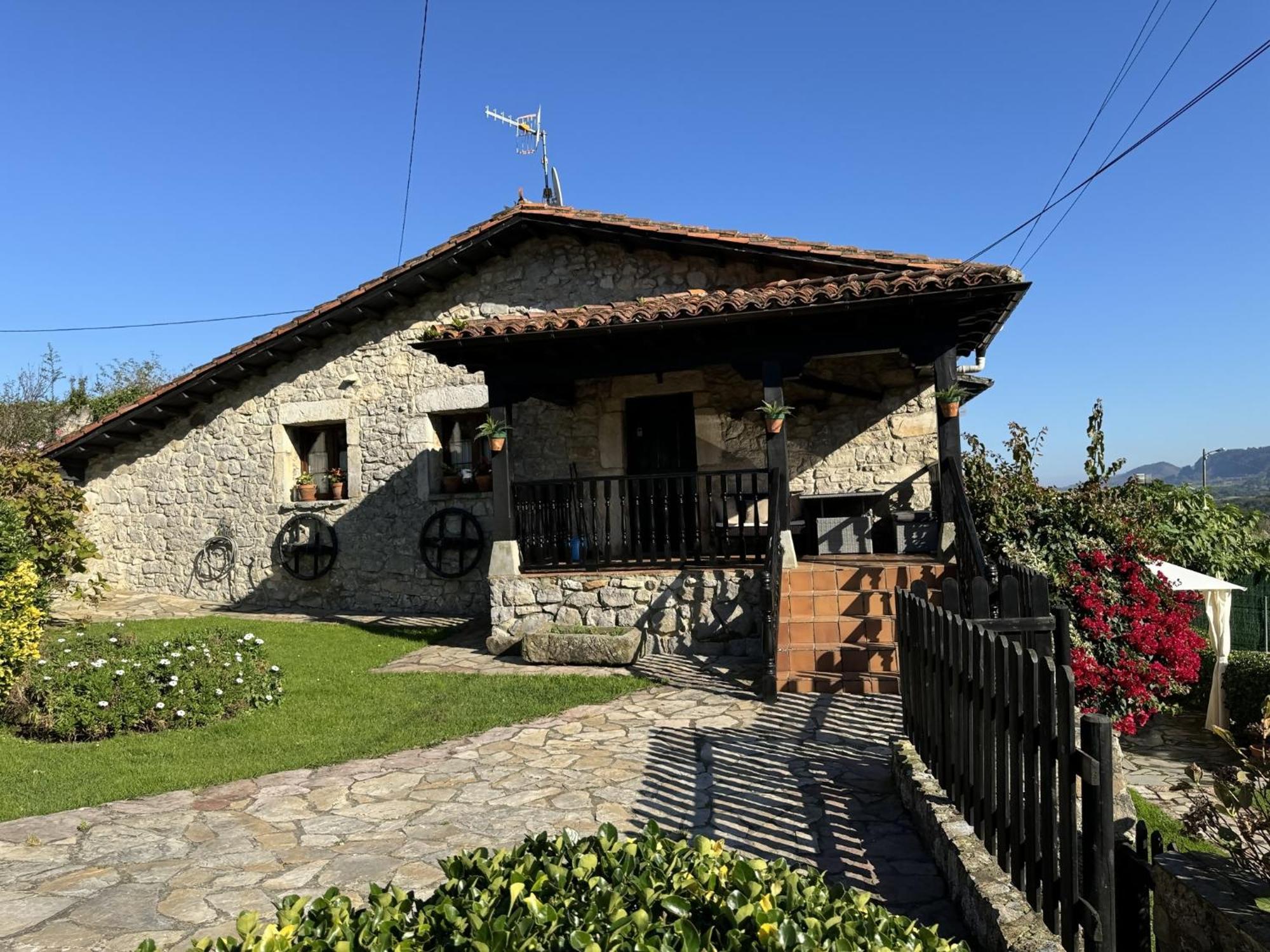 Casa Las Hortensias 2 Pendueles Llanes Εξωτερικό φωτογραφία